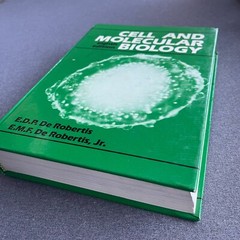 Cell and Molecular Biology Hardcover E. D., De Robertis, E. M., J