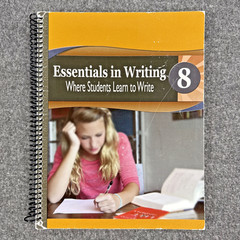 Essentials in Writing 8 Student book w/ Answer Key, 4 DVDs Matthew Stephens 2019