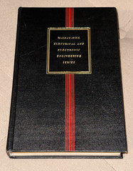 ELECTRICAL & ELECTRONIC ENGINEERING SERIES INTRODUCTION TO CONTROL SYSTEMS BOOK