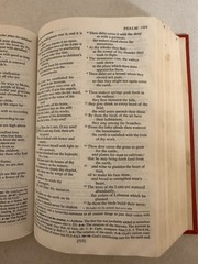 New Oxford Annotated Bible with Apocrypha Expanded Edition hardcover 1977 RSV